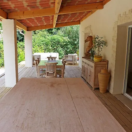 Holiday home Holiday Leo Frejus